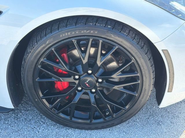 Used 2015 Chevrolet Corvette Stingray Coupe RWD image 10