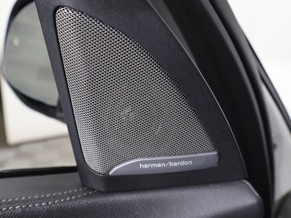 Used 2023 BMW X5 M50i w/ Executive Package image 39