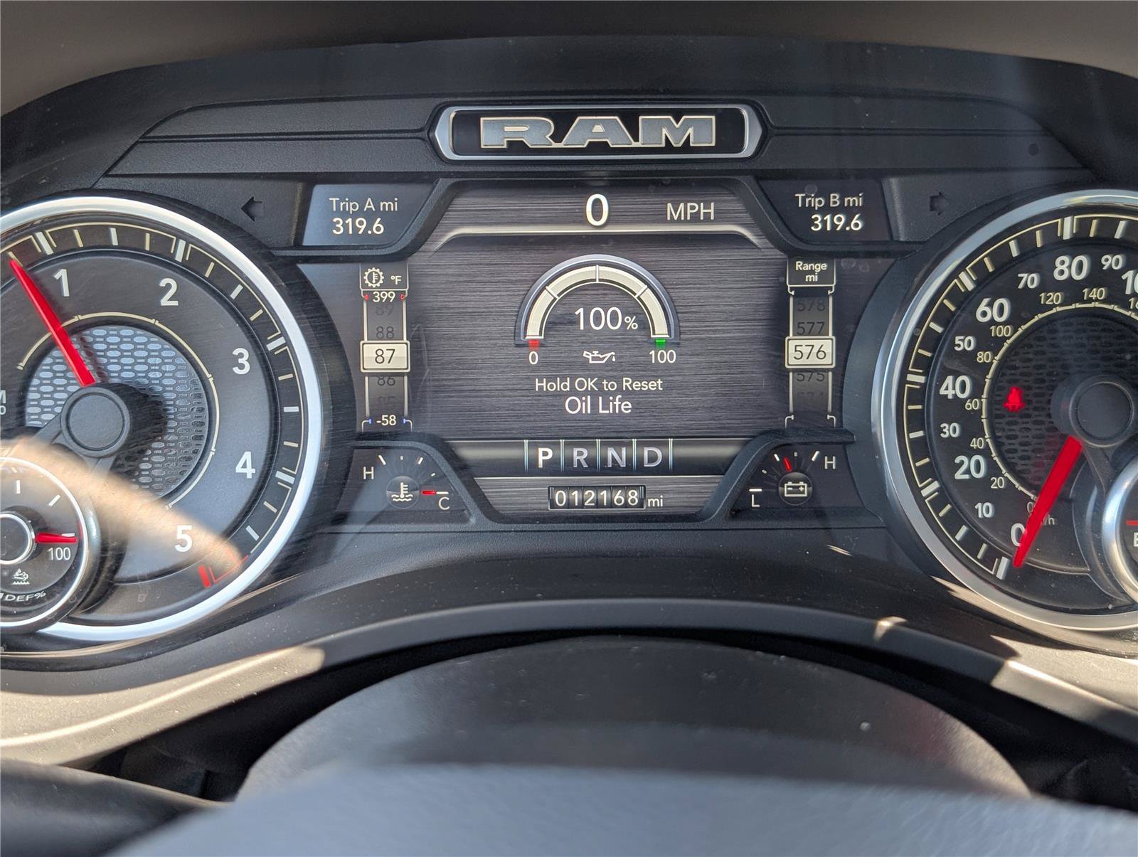 Used 2023 RAM 1500 Laramie AWD/4WD image 32