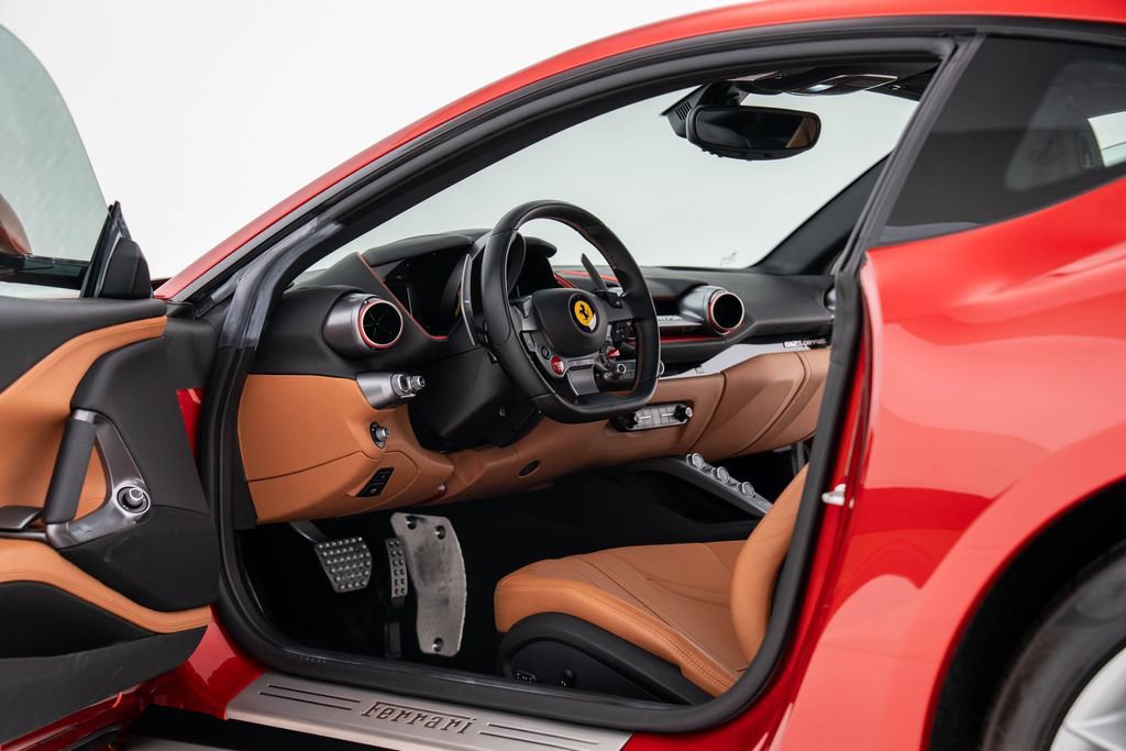Used 2019 Ferrari 812 Superfast image 11