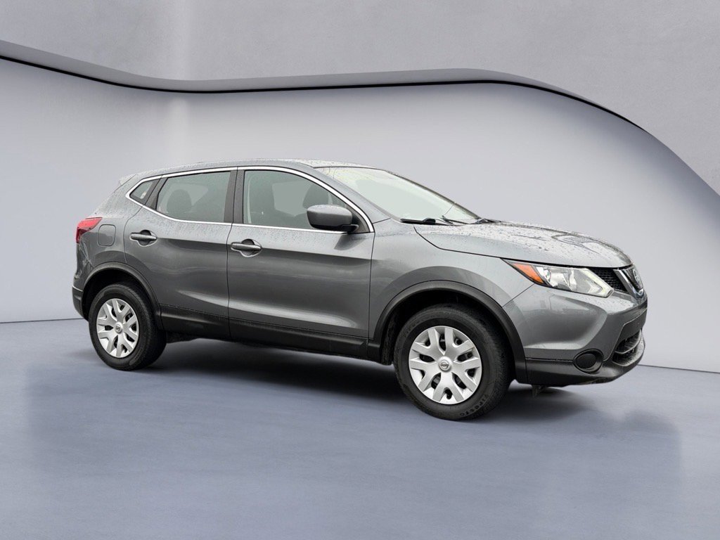 Used 2019 Nissan Rogue Sport S image 7