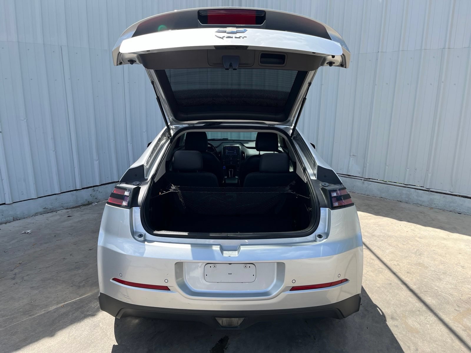 Used 2013 Chevrolet Volt Premium w/ Premium Trim Package FWD image 8