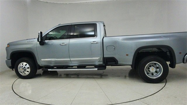 Used 2024 Chevrolet Silverado 3500 High Country image 67