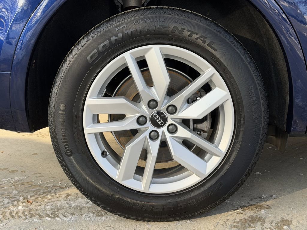 Used 2022 Audi Q5 2.0T Premium w/ Convenience Package image 27