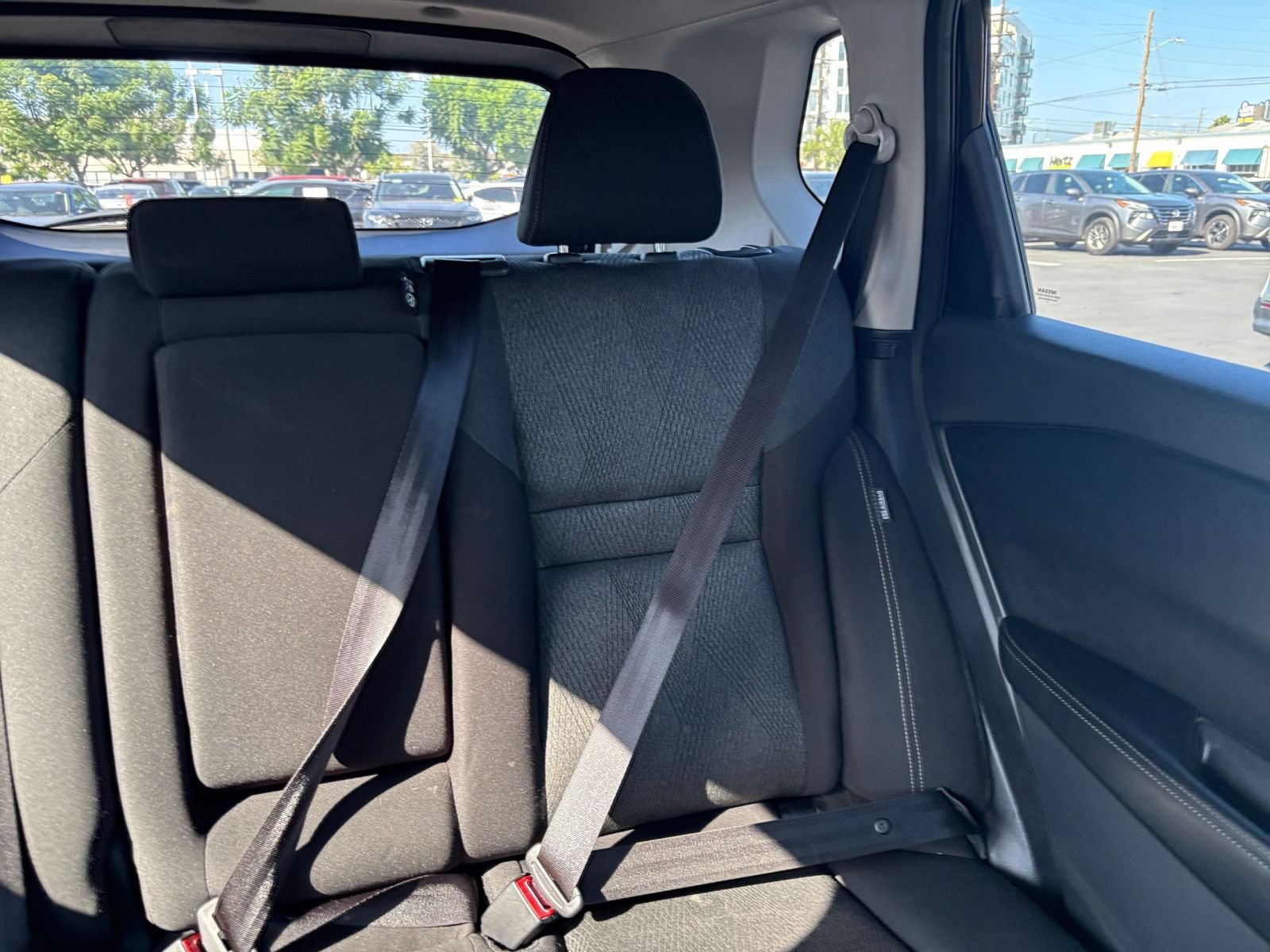Used 2025 Nissan Rogue SV FWD image 38