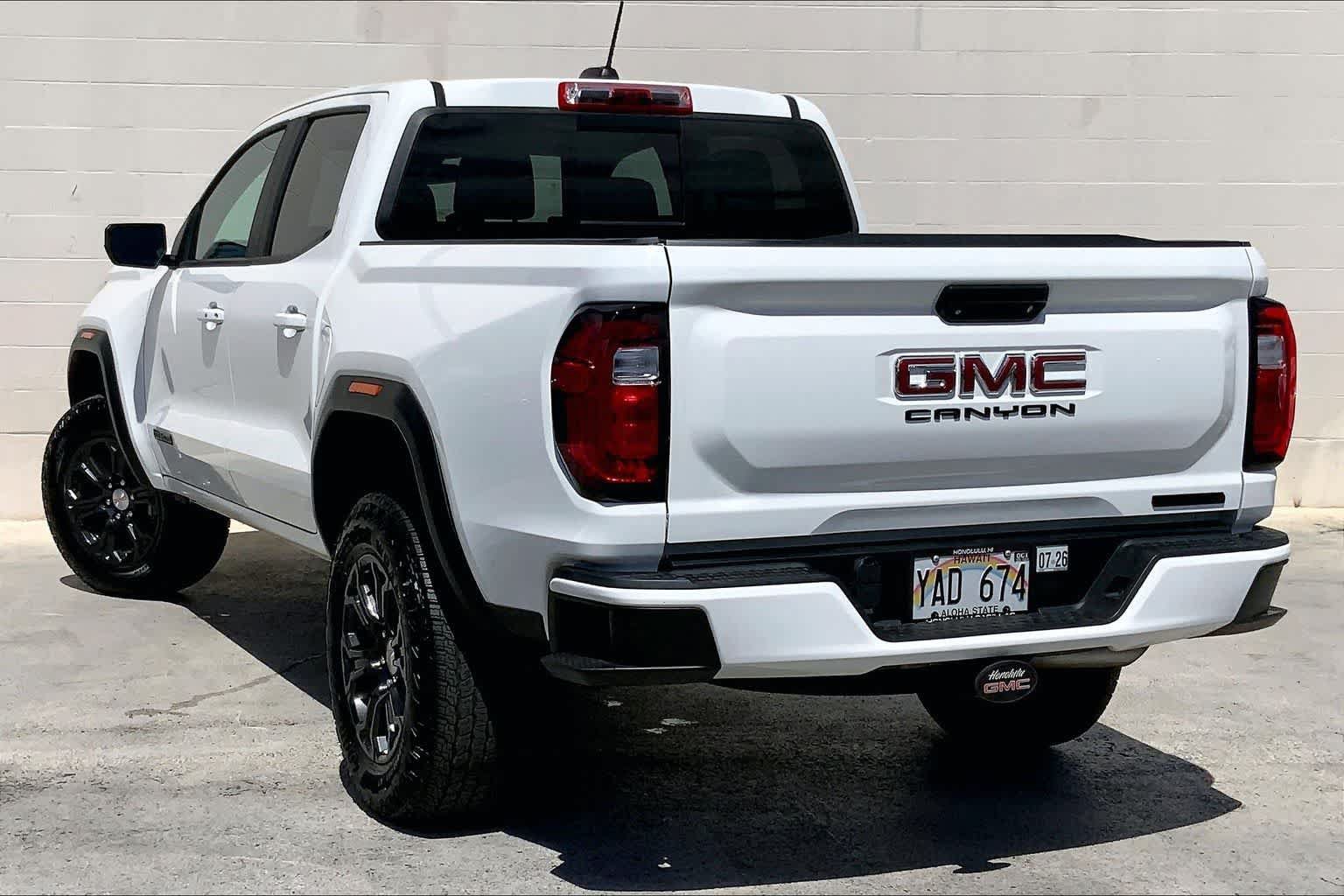 Used 2024 GMC Canyon Elevation w/ Convenience Package RWD image 4