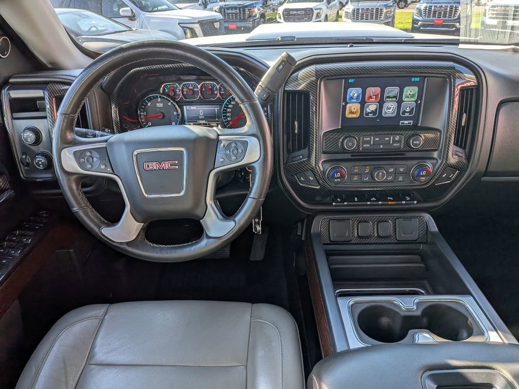 Used 2017 GMC Sierra 1500 SLT w/ SLT Preferred Package AWD/4WD image 19