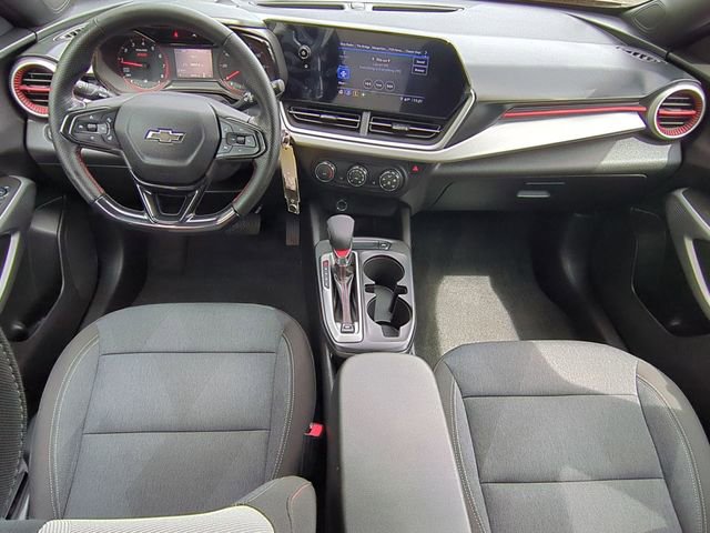 Used 2024 Chevrolet Trax RS w/ Driver Confidence Package FWD image 19