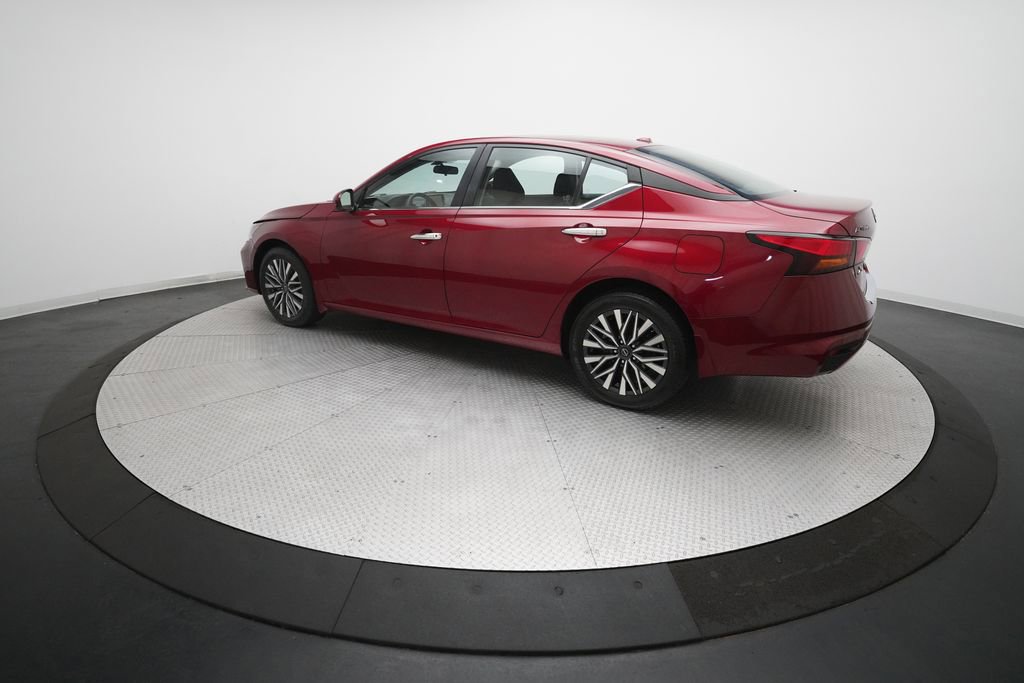 Certified 2023 Nissan Altima 2.5 SV AWD/4WD image 13