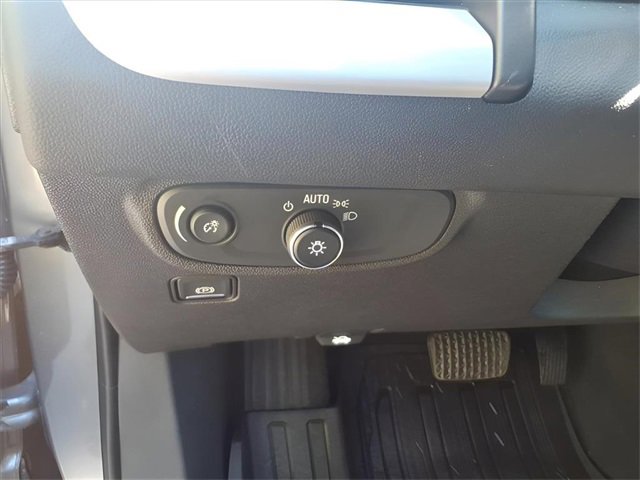 Used 2020 GMC Terrain SLE w/ Driver Convenience Package image 14