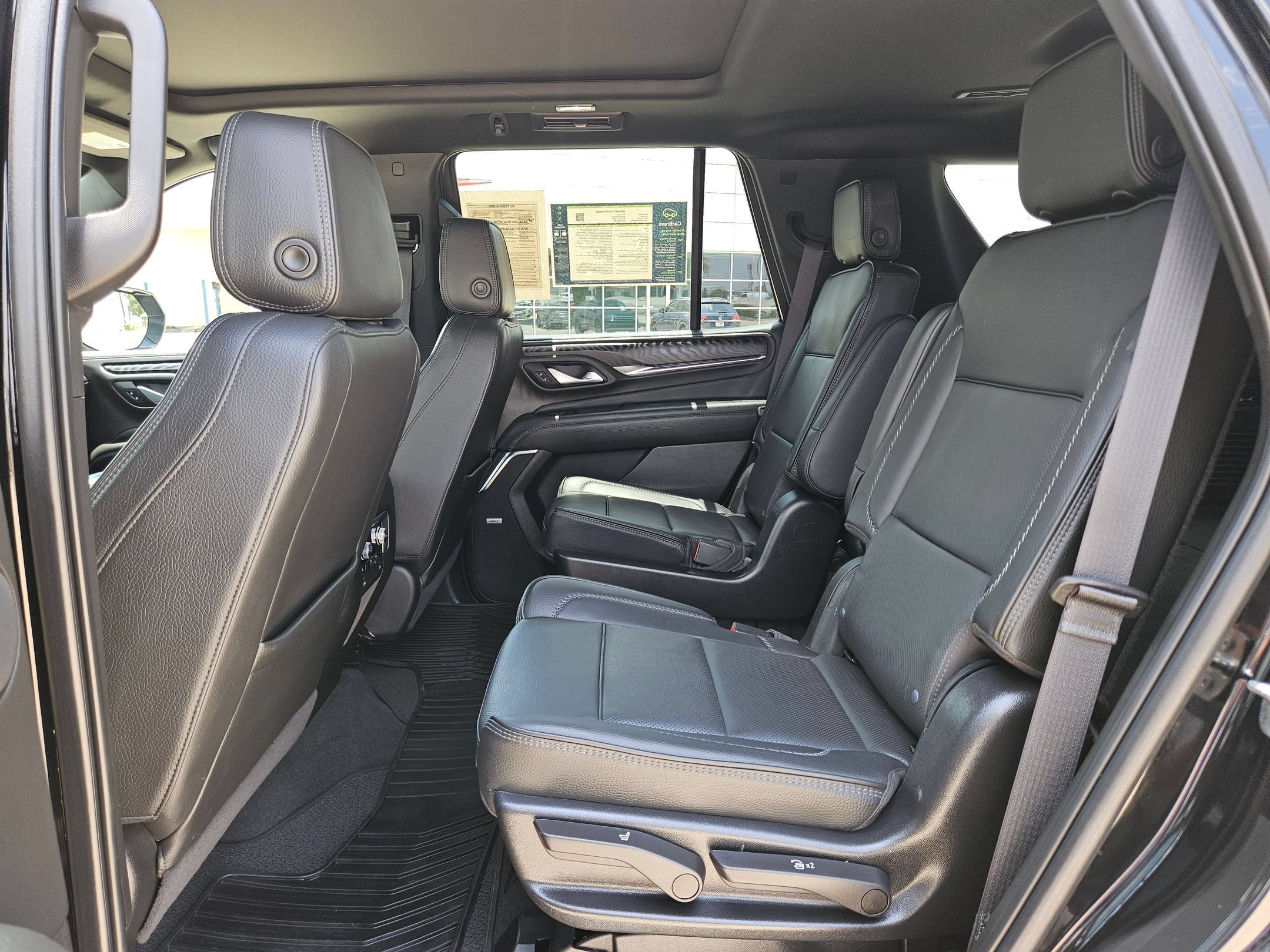 Certified 2022 GMC Yukon Denali AWD/4WD image 14