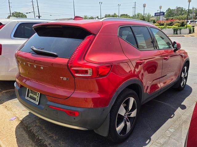 Used 2019 Volvo XC40 T5 Momentum AWD/4WD image 4