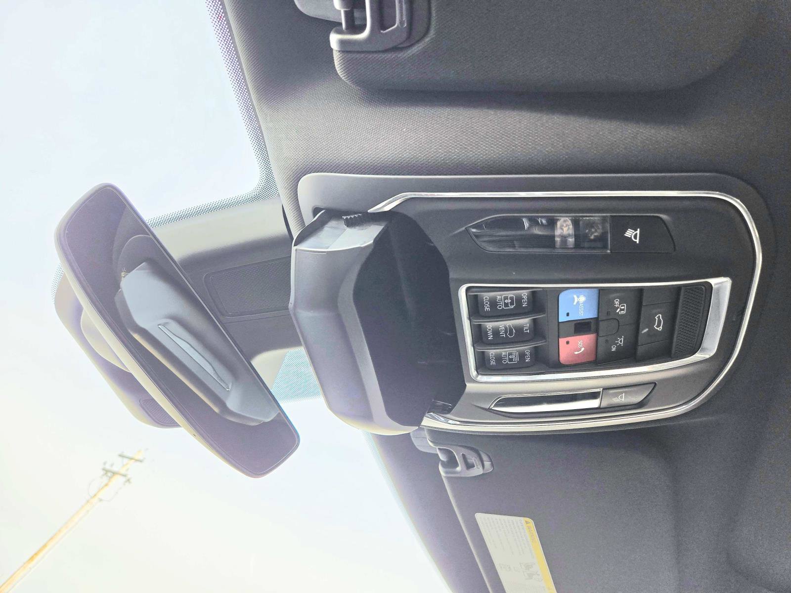 Used 2024 Jeep Wagoneer L 4WD w/ Premium Group I image 39