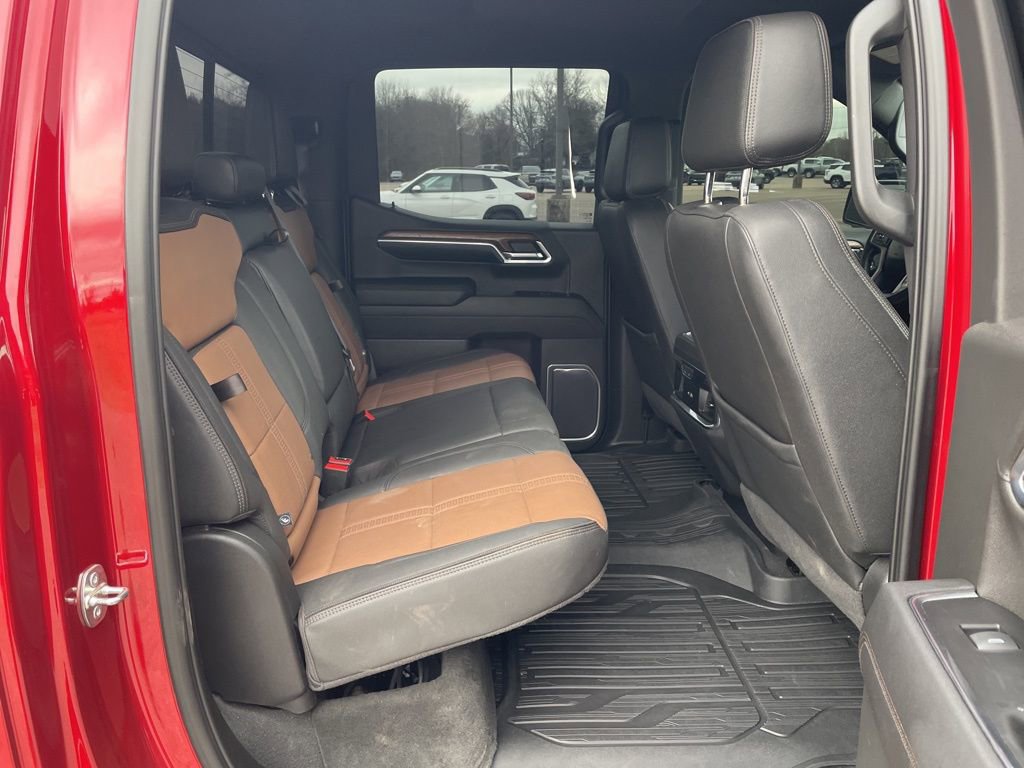 Used 2023 Chevrolet Silverado 1500 High Country image 30