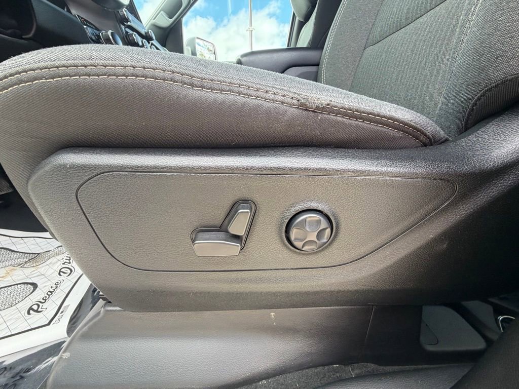 Used 2021 RAM 1500 Big Horn image 24