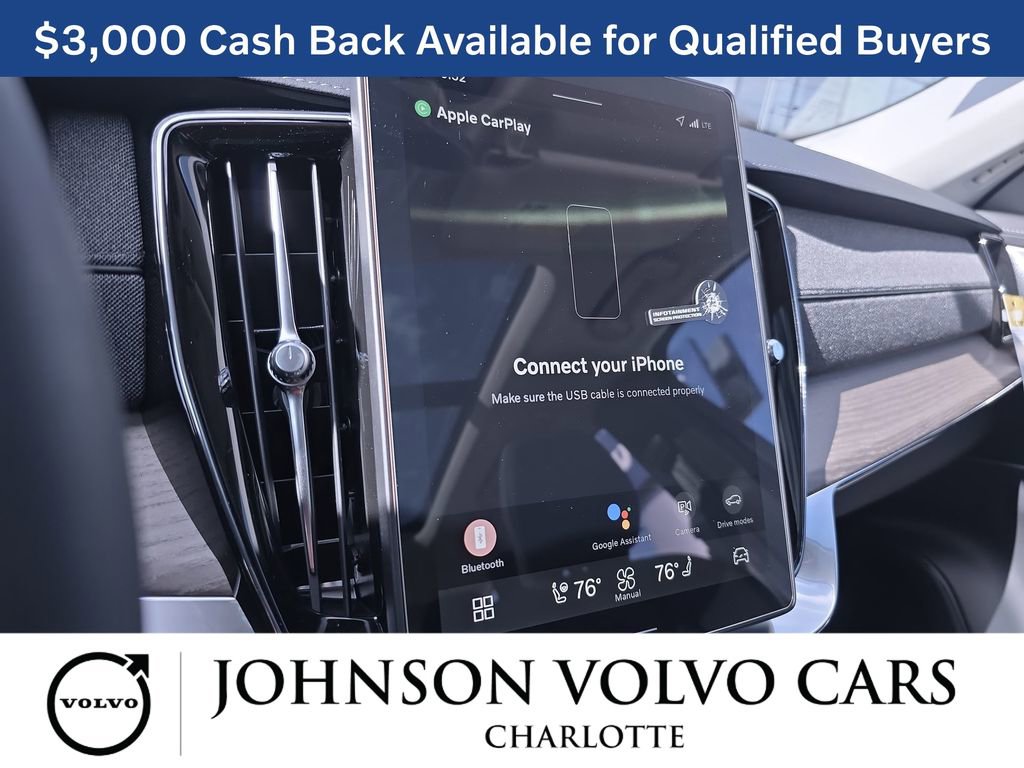 New 2026 Volvo XC90 B6 Plus w/ Protection Package Premier image 25