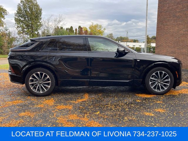 Used 2024 Cadillac Lyriq Sport w/ LPO, Floor Liner Package AWD/4WD image 6