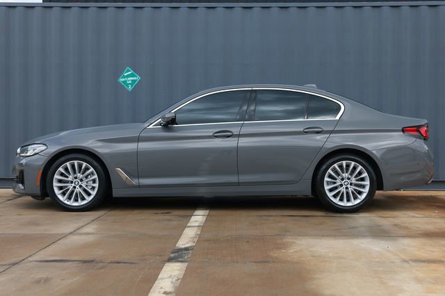 Used 2021 BMW 530i w/ Convenience Package RWD image 4