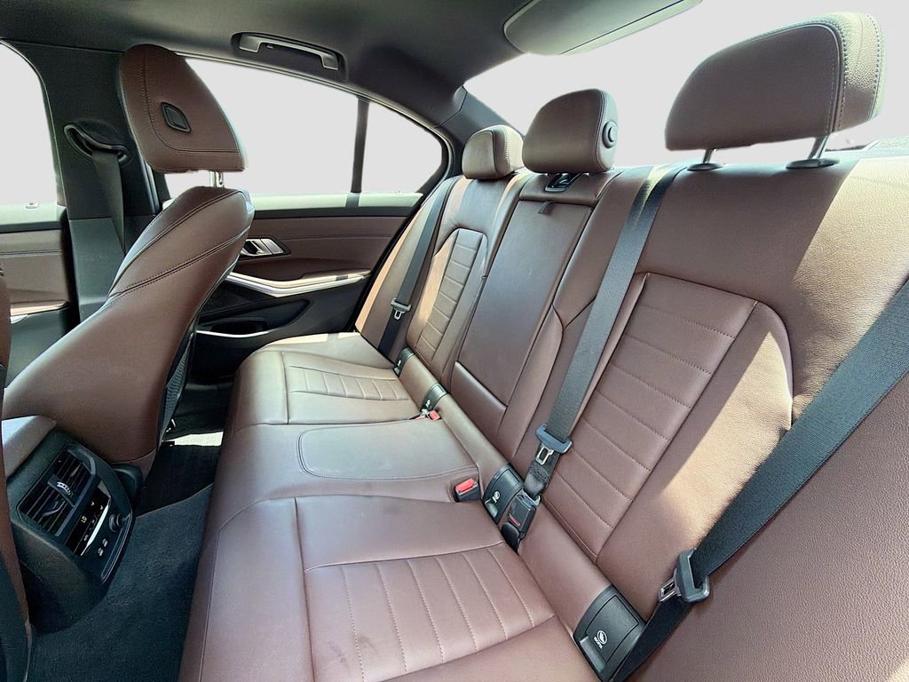 Used 2020 BMW 330i Sedan w/ Premium Package RWD image 19