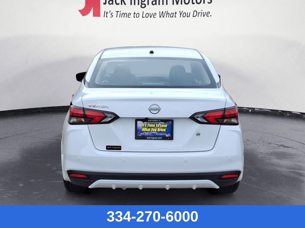Used 2025 Nissan Versa S w/ Trunk Package image 4