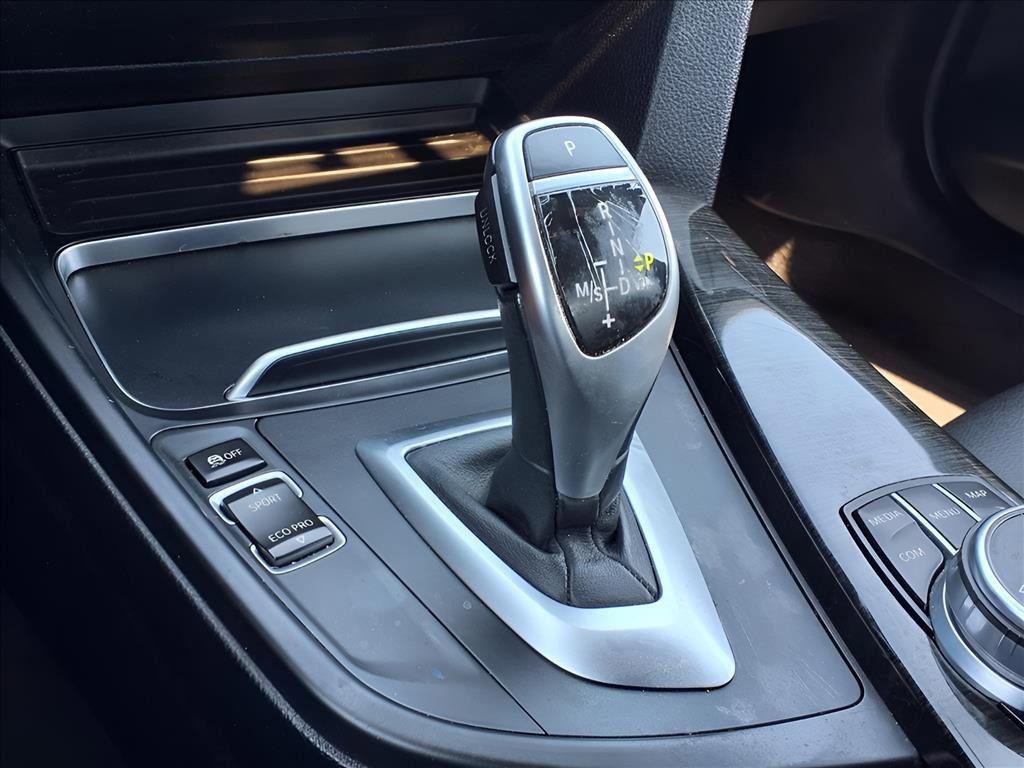 Used 2018 BMW 330i xDrive Sedan w/ Convenience Package image 20