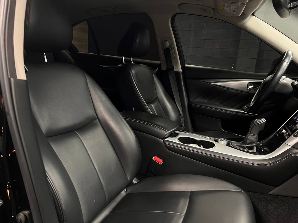 Used 2021 INFINITI Q50 Luxe w/ Cargo Package RWD image 5