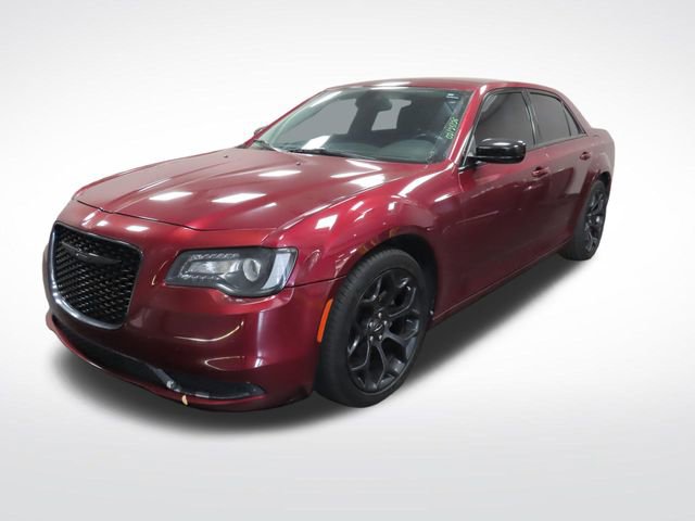 Used 2019 Chrysler 300 Touring w/ Sport Appearance Package image 1