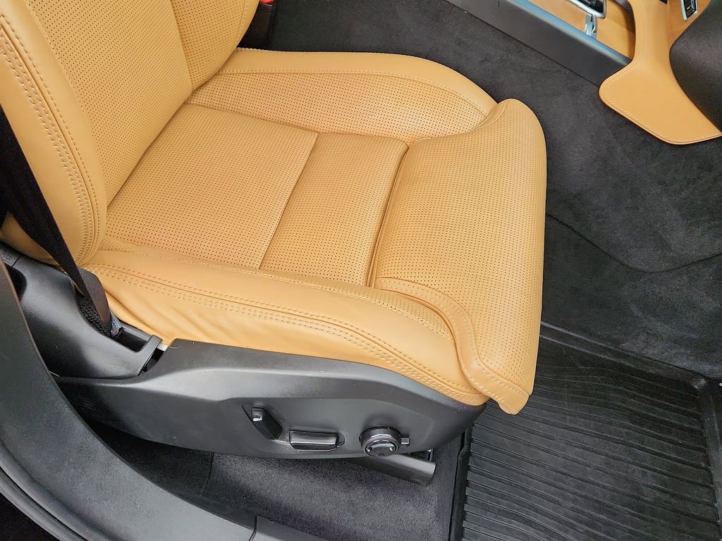 Used 2019 Volvo XC90 T6 Inscription w/ Advanced Package image 14