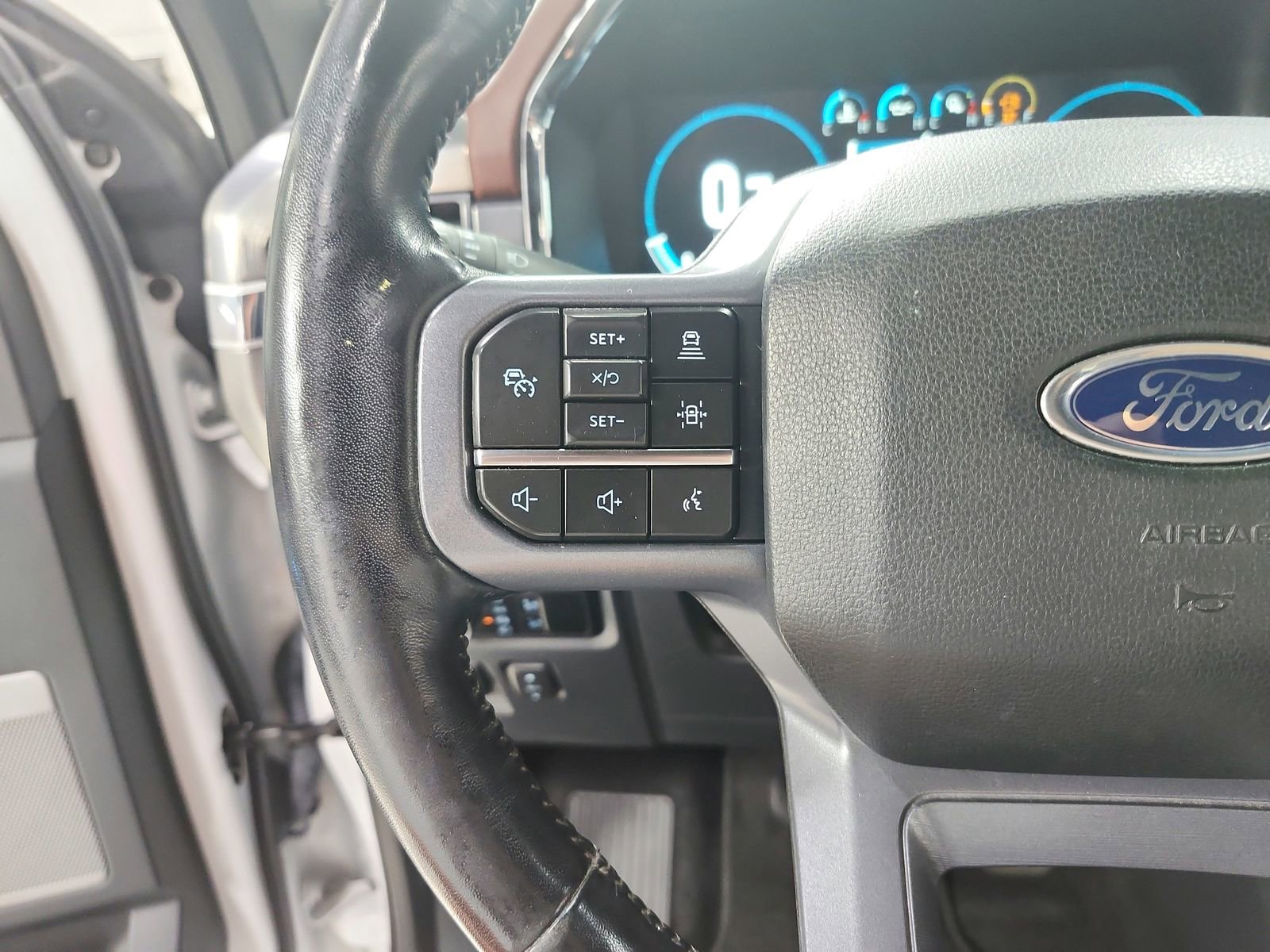 Used 2023 Ford F150 Lariat w/ Equipment Group 502A High AWD/4WD image 25