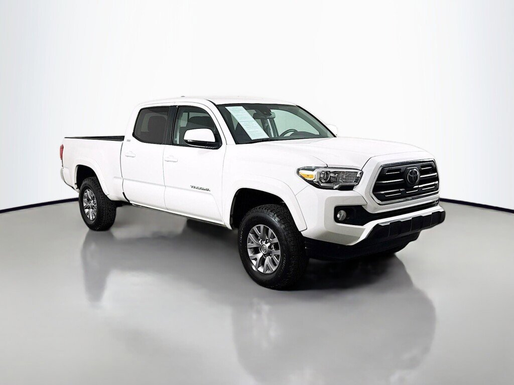 Used 2018 Toyota Tacoma SR5 image 7
