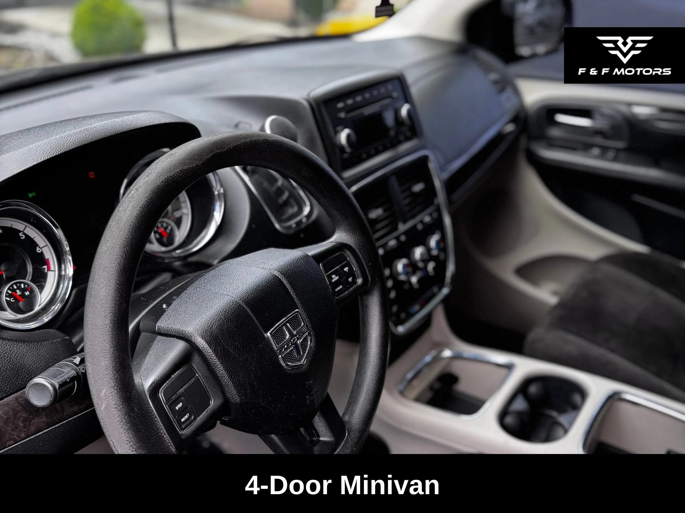 Used 2012 Dodge Grand Caravan SXT FWD image 7