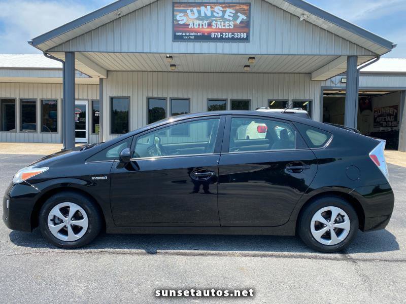 Used 2012 Toyota Prius Two FWD image 1