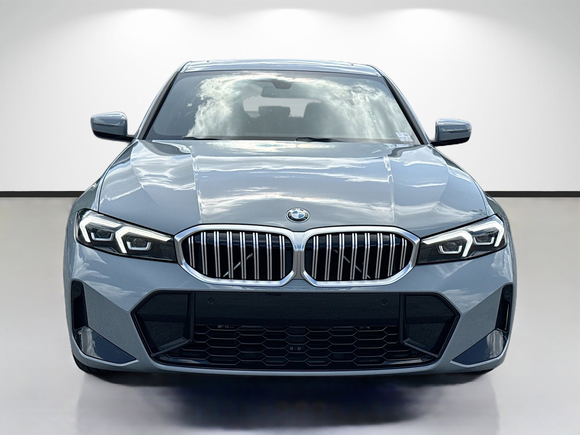 New 2026 BMW 330i Sedan w/ M Sport Package RWD image 8