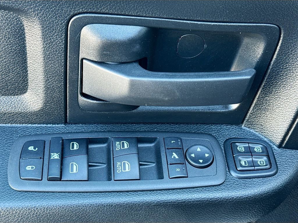 Used 2023 RAM 3500 Tradesman image 19