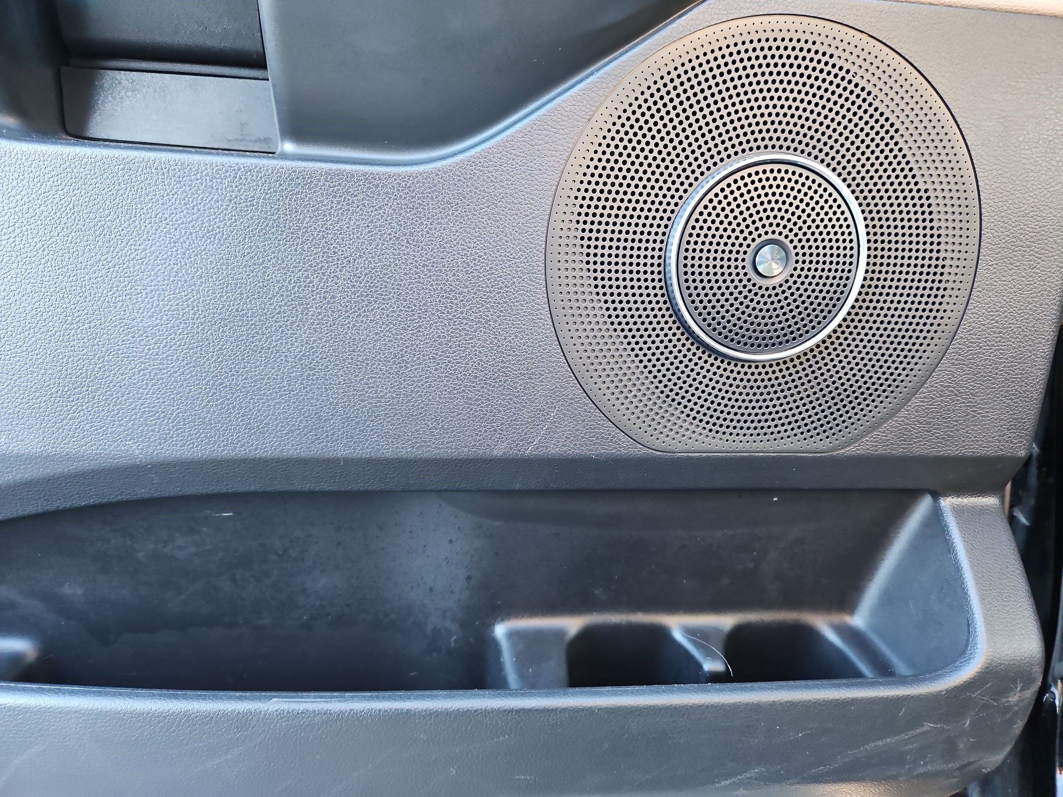 Used 2024 Ford Expedition Max Limited image 16