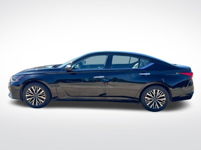 Used 2024 Nissan Altima 2.5 SV FWD image 6