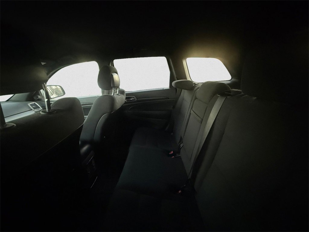 Used 2015 Jeep Grand Cherokee Laredo w/ Quick Order Package 23E image 9