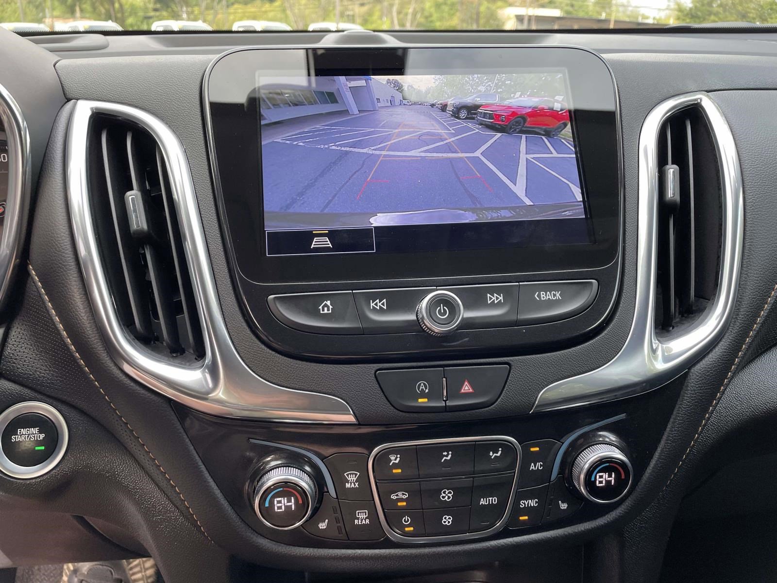 Used 2023 Chevrolet Equinox Premier image 24