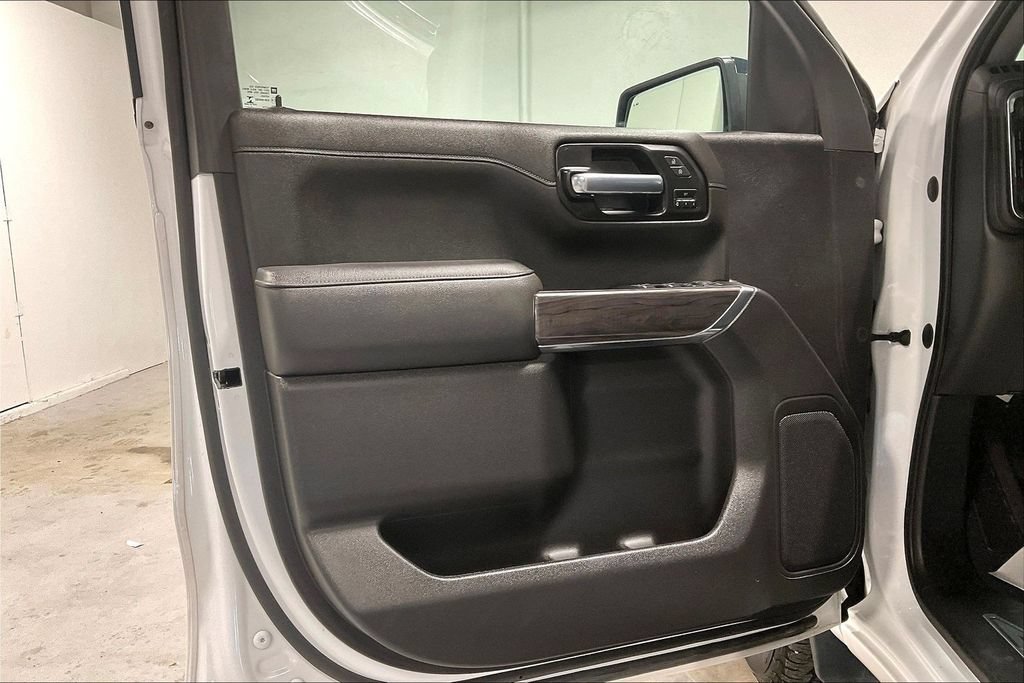 Used 2021 Chevrolet Silverado 1500 LTZ w/ LPO, Dark Essentials Package AWD/4WD image 22