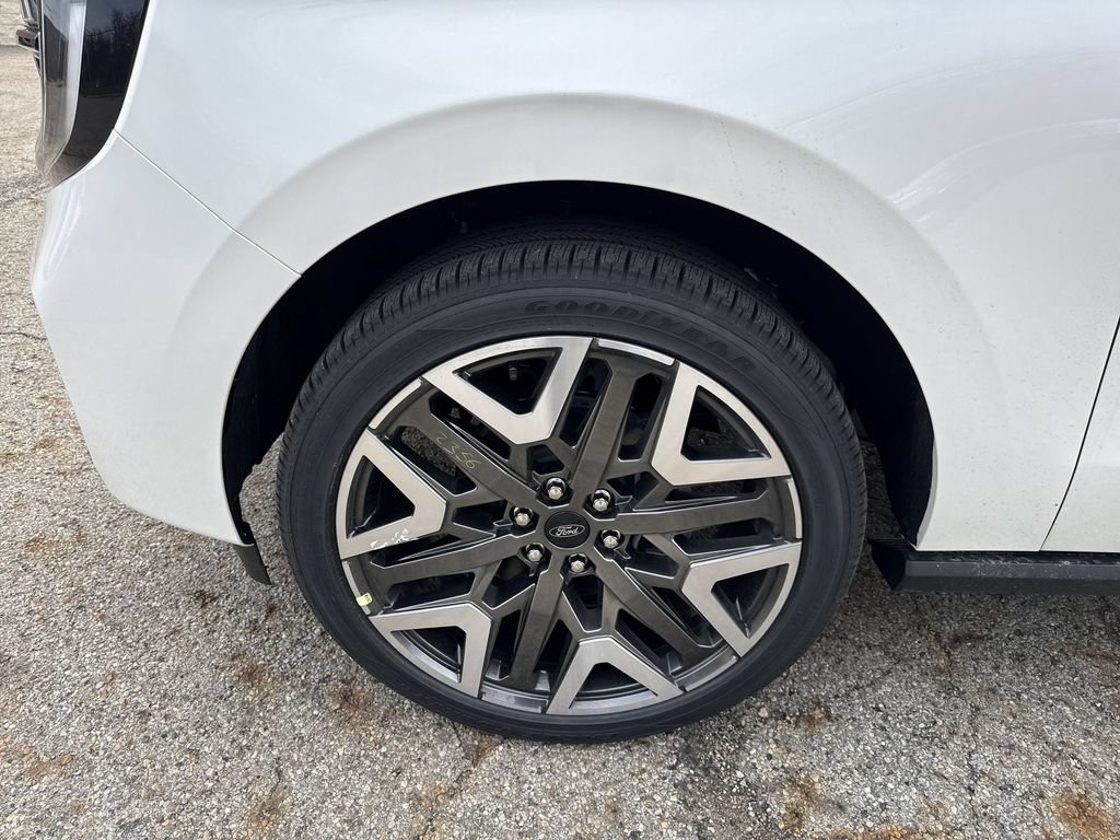 New 2026 Ford Expedition Max Platinum w/ Platinum Ultimate Package AWD/4WD image 19