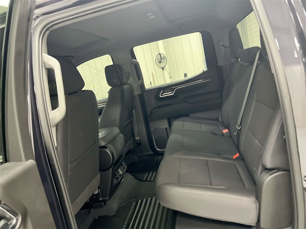 Certified 2025 GMC Sierra 1500 SLE w/ Max Trailering Package image 23