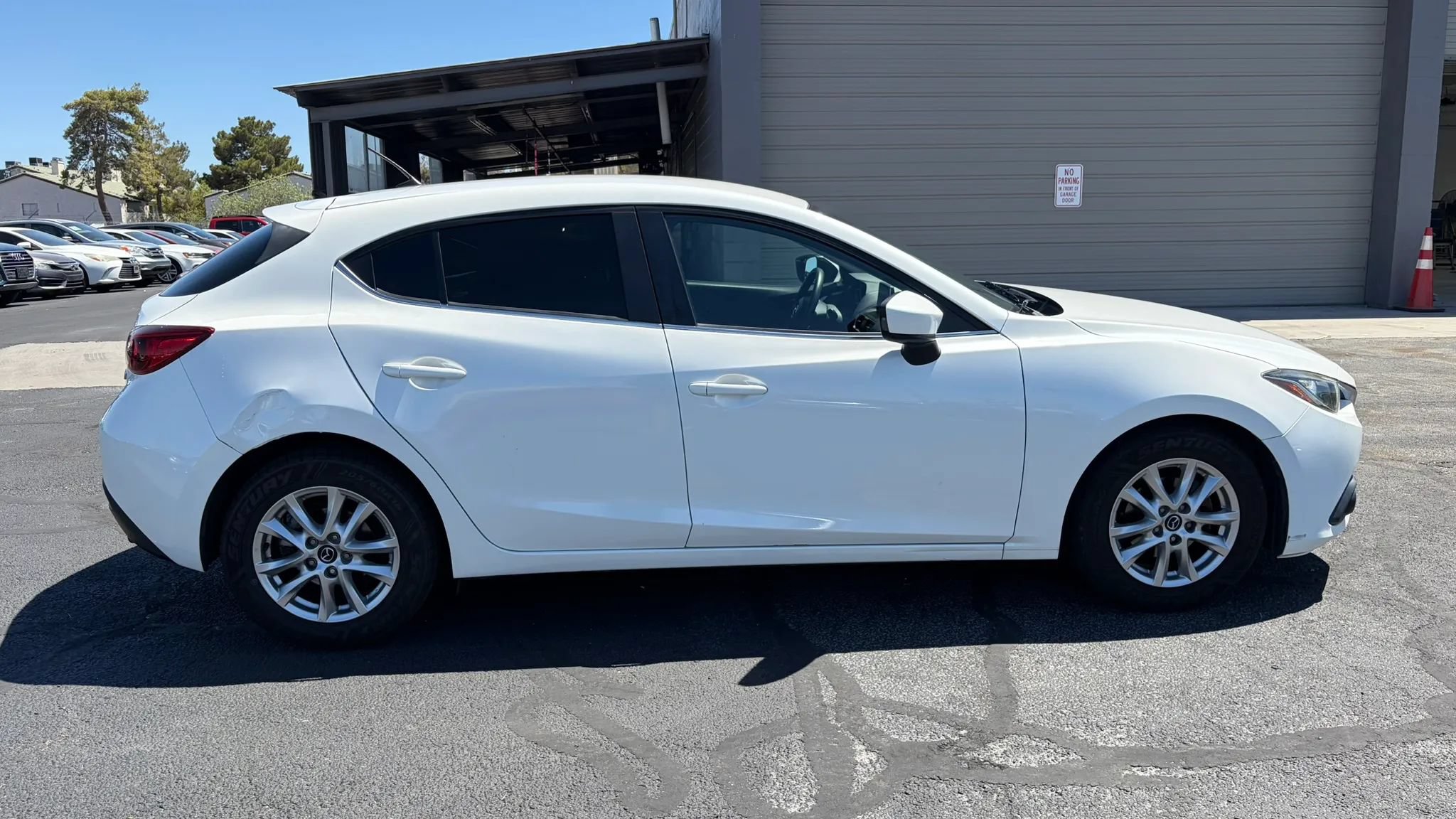 Used 2016 MAZDA MAZDA3 i Sport w/ Preferred Equipment Package FWD image 6
