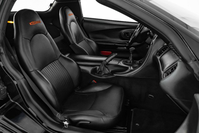 Used 2002 Chevrolet Corvette Z06 w/ Memory Pkg image 24