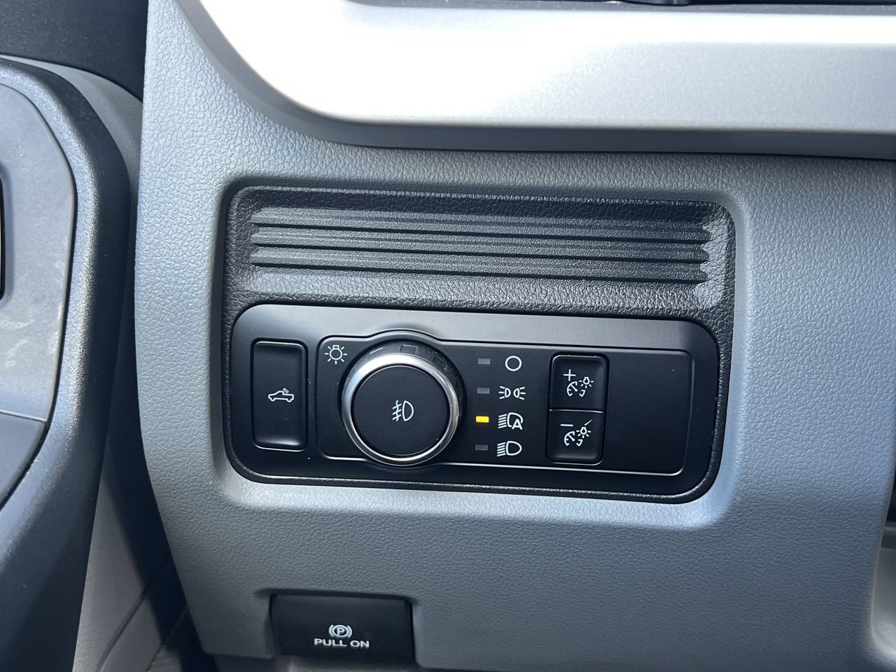 New 2026 Ford F350 XL w/ 360-Degree Camera Package AWD/4WD image 13