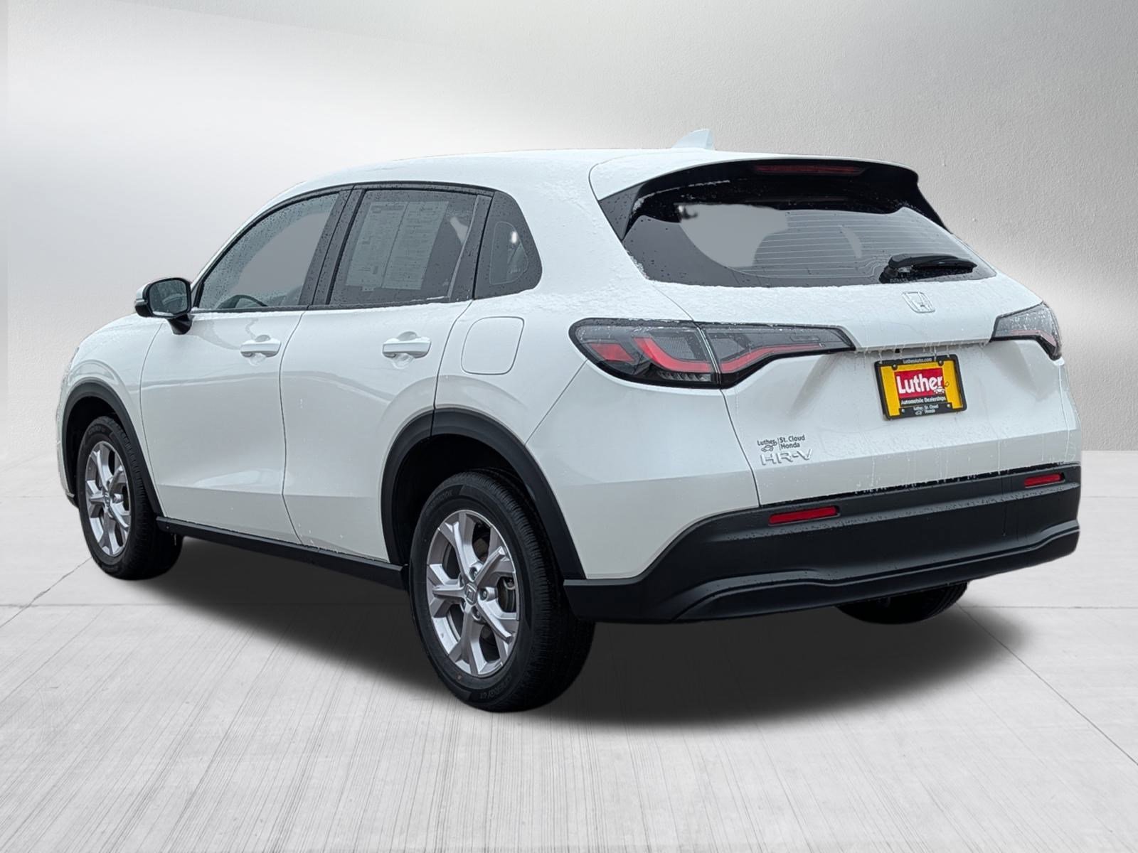 Used 2024 Honda HR-V LX image 5