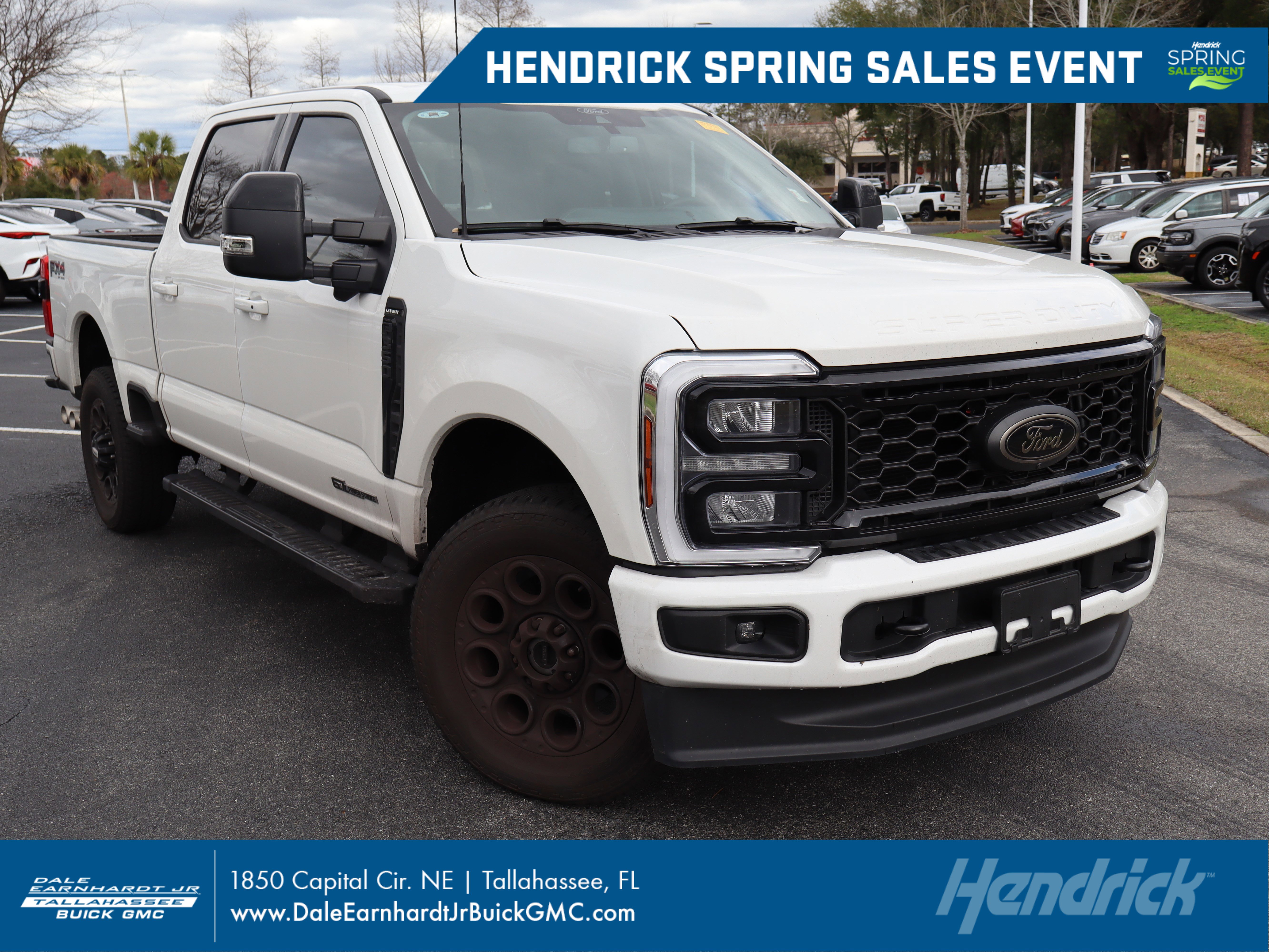 Used 2025 Ford F350 Lariat w/ Black Appearance Package image 1