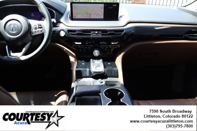 Used 2024 Acura MDX SH-AWD w/ Technology Package image 9