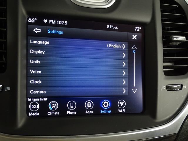 Used 2022 Chrysler 300 Touring w/ Sport Appearance Package image 35