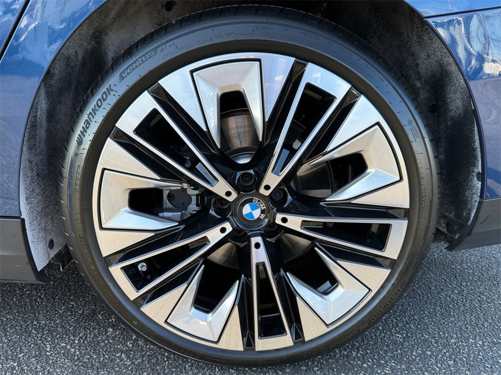 Certified 2026 BMW i5 eDrive40 image 16