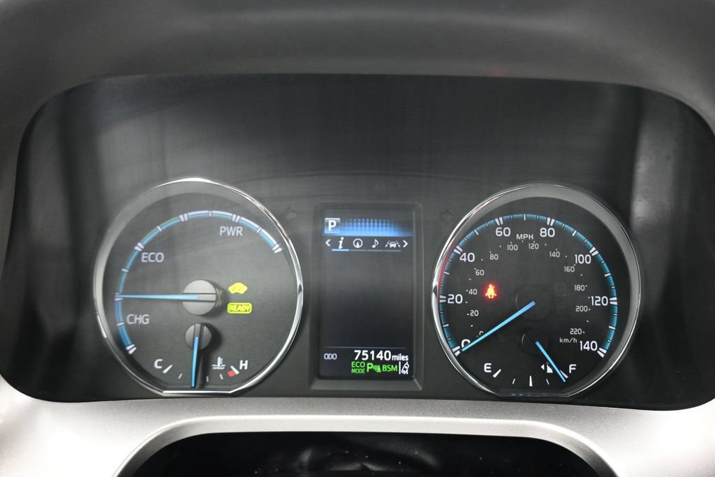 Used 2018 Toyota RAV4 Limited AWD/4WD image 15